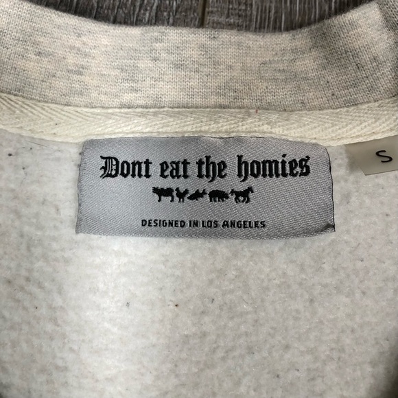 “DON'T EAT THE HOMIES” Unisex Sweatshirt Size S - Picture 4 of 7
